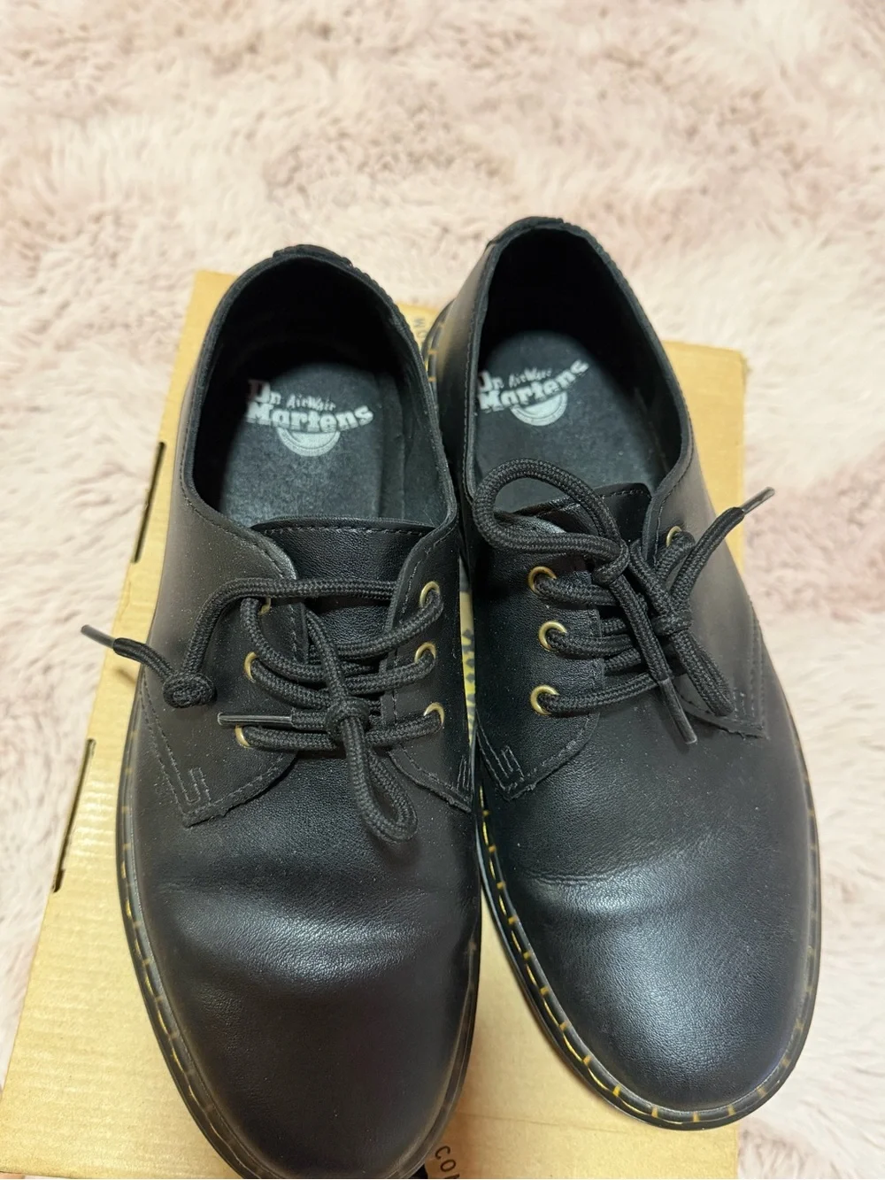 Black leather Dr. Martens 1461 Oxford shoes Brand New still in box!